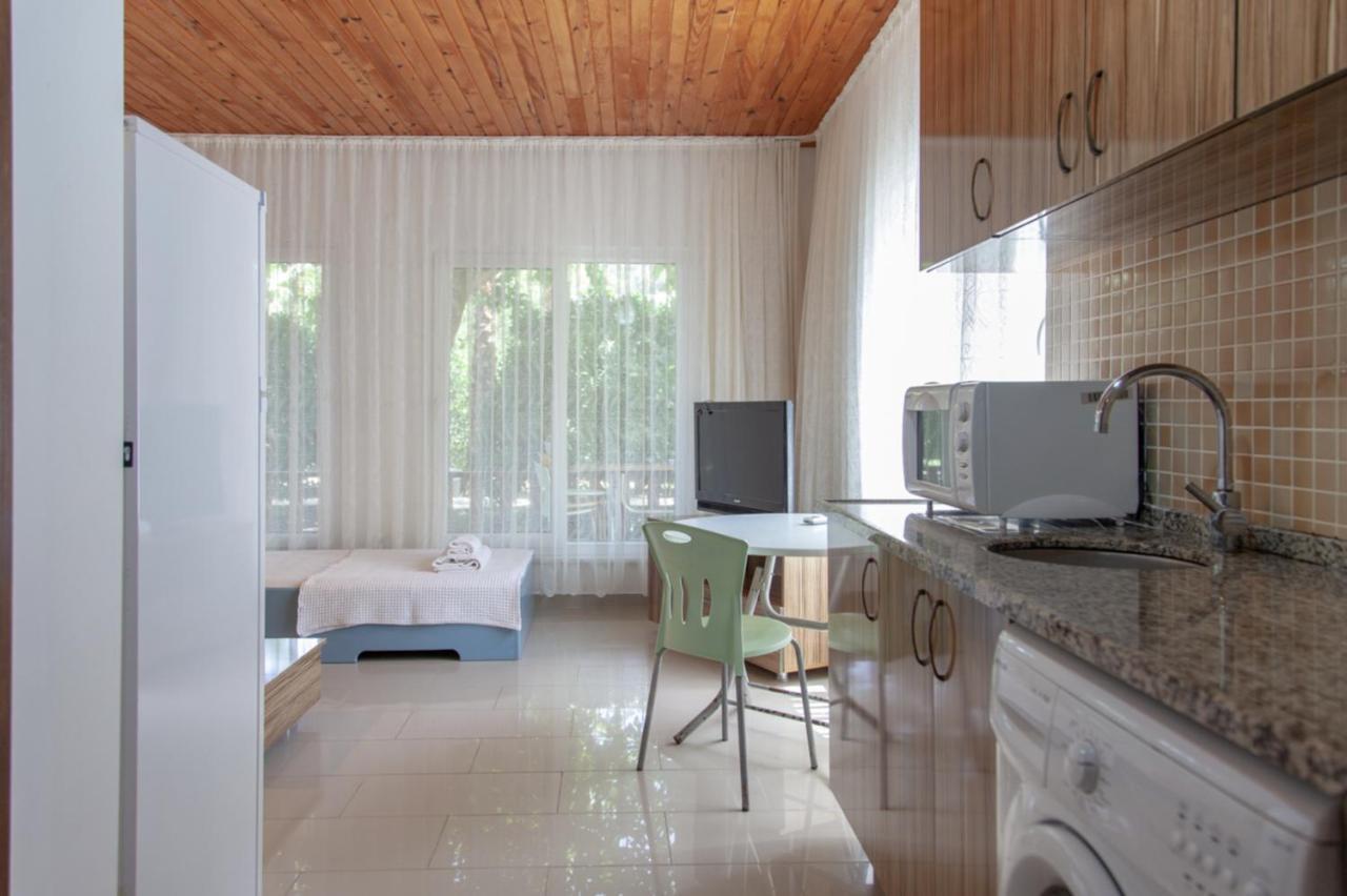Dolunay Apart Hotel Cirali Bagian luar foto