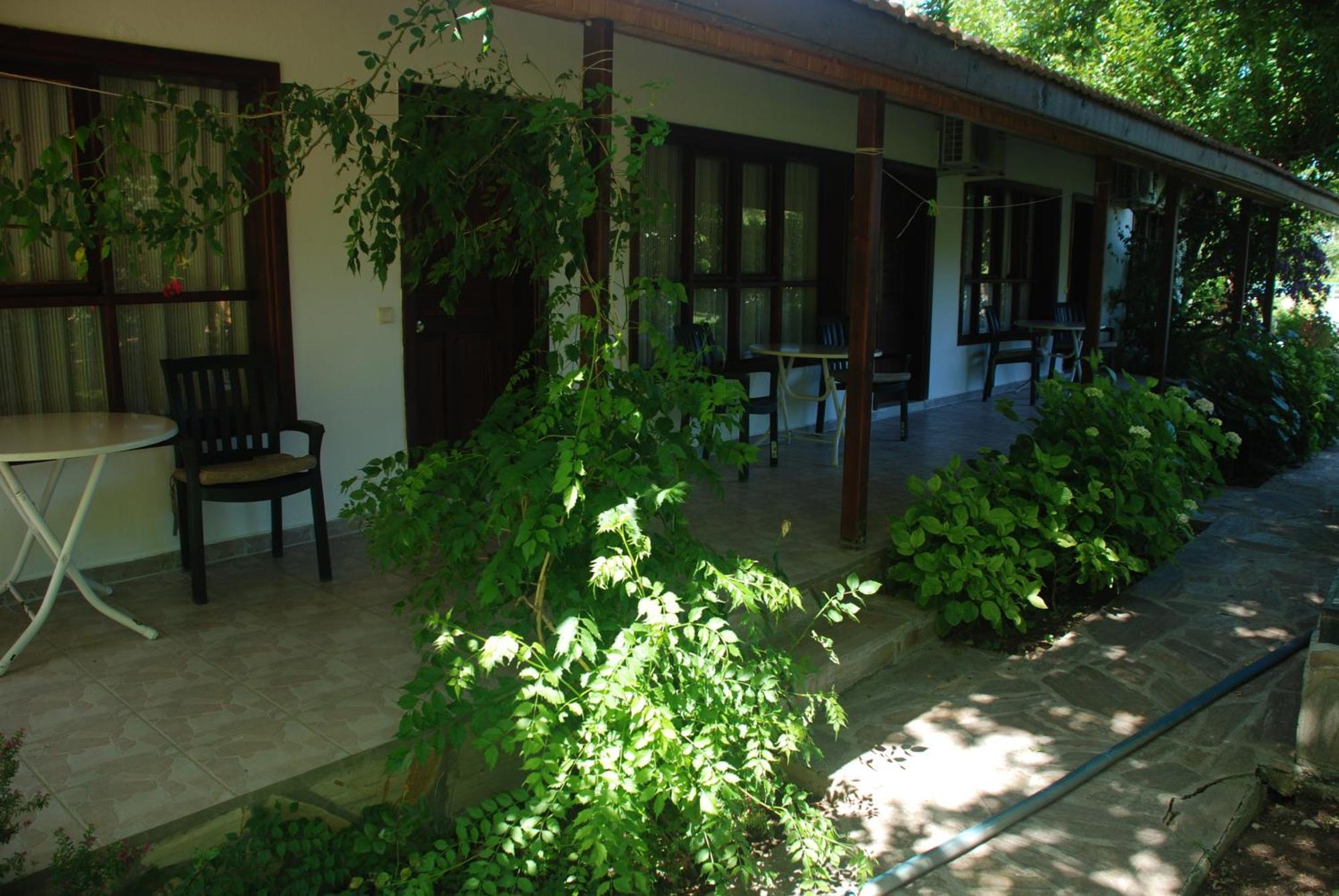 Dolunay Apart Hotel Cirali Bagian luar foto