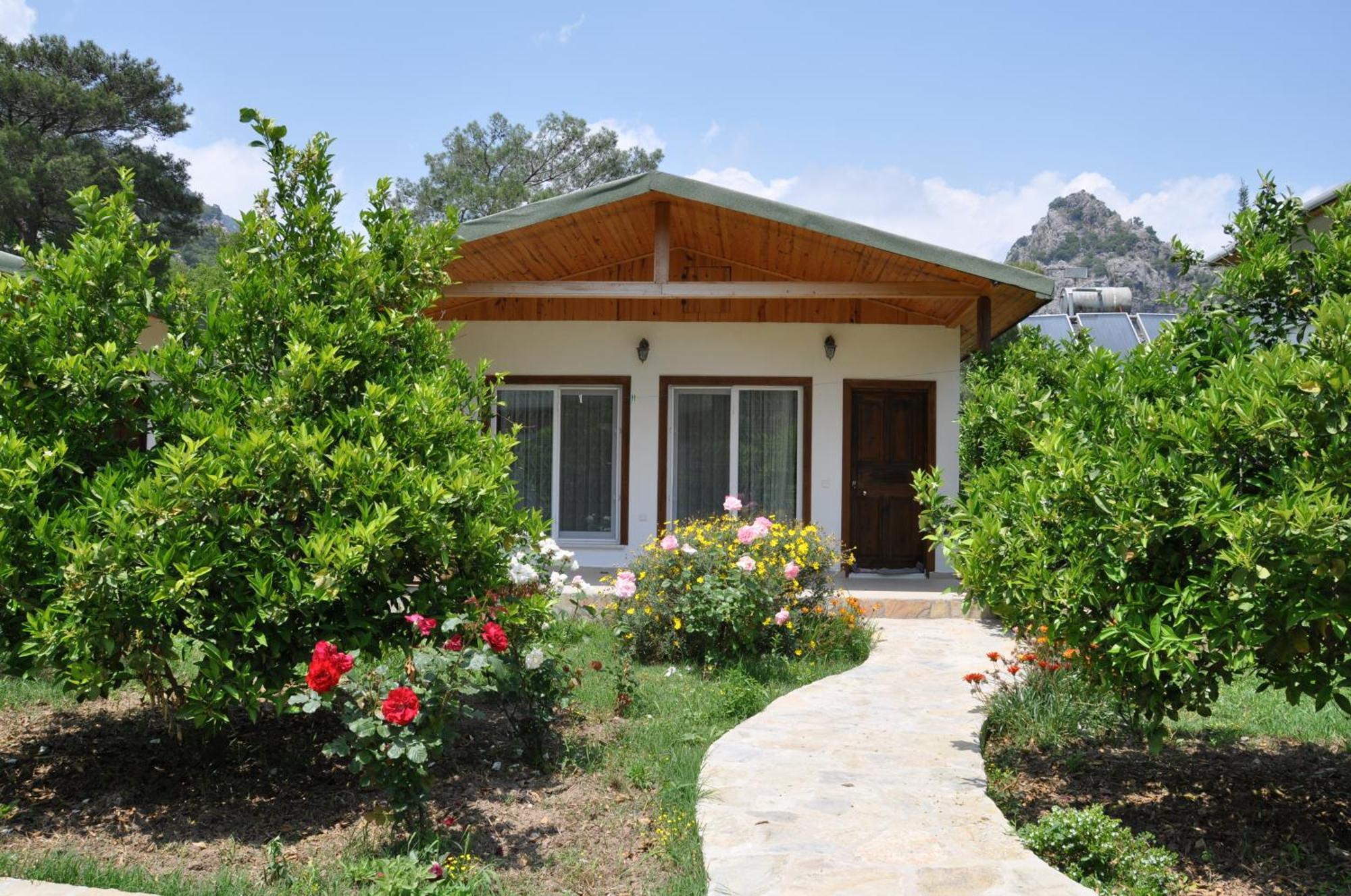 Dolunay Apart Hotel Cirali Bagian luar foto