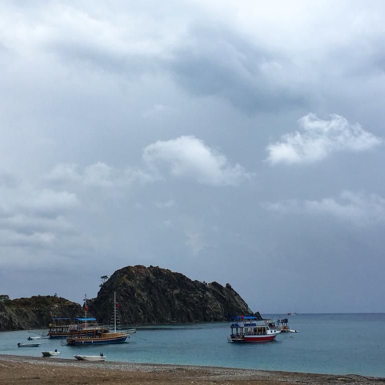 Dolunay Apart Hotel Cirali Bagian luar foto